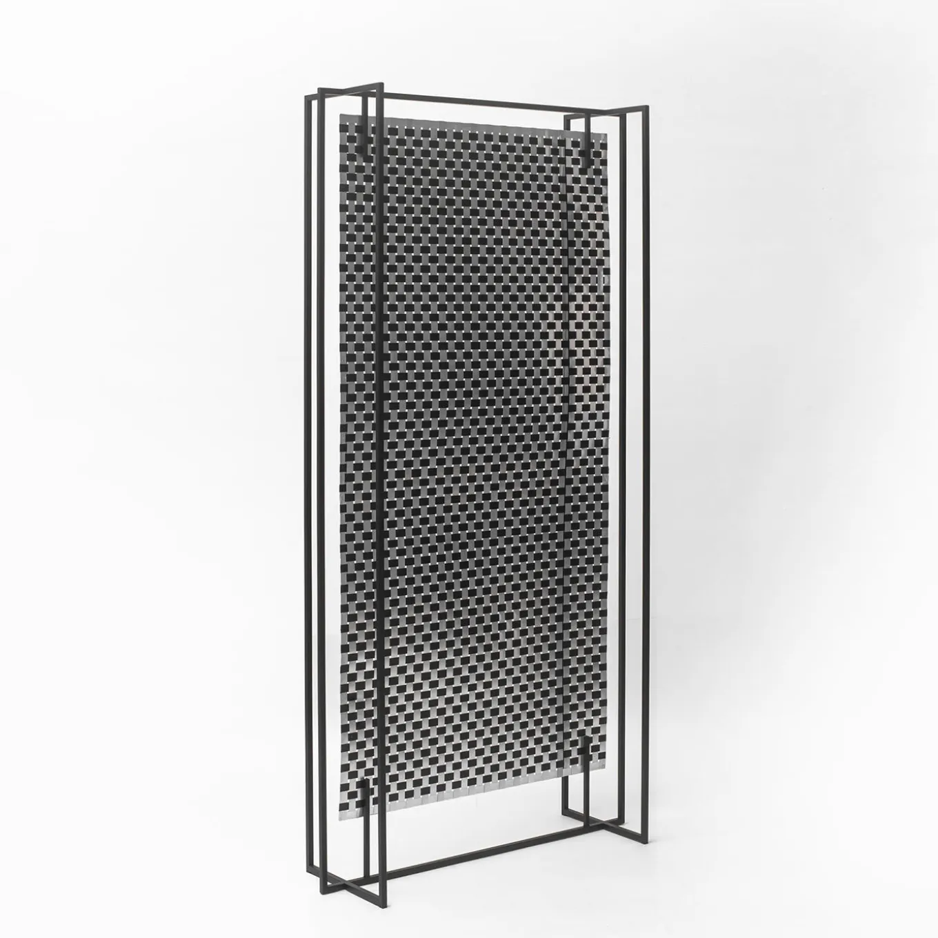 Obsidium Black Op-Art Dividing Panel