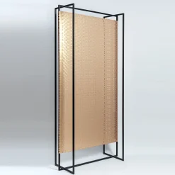 Obsidium Iter Free-Standing Screen