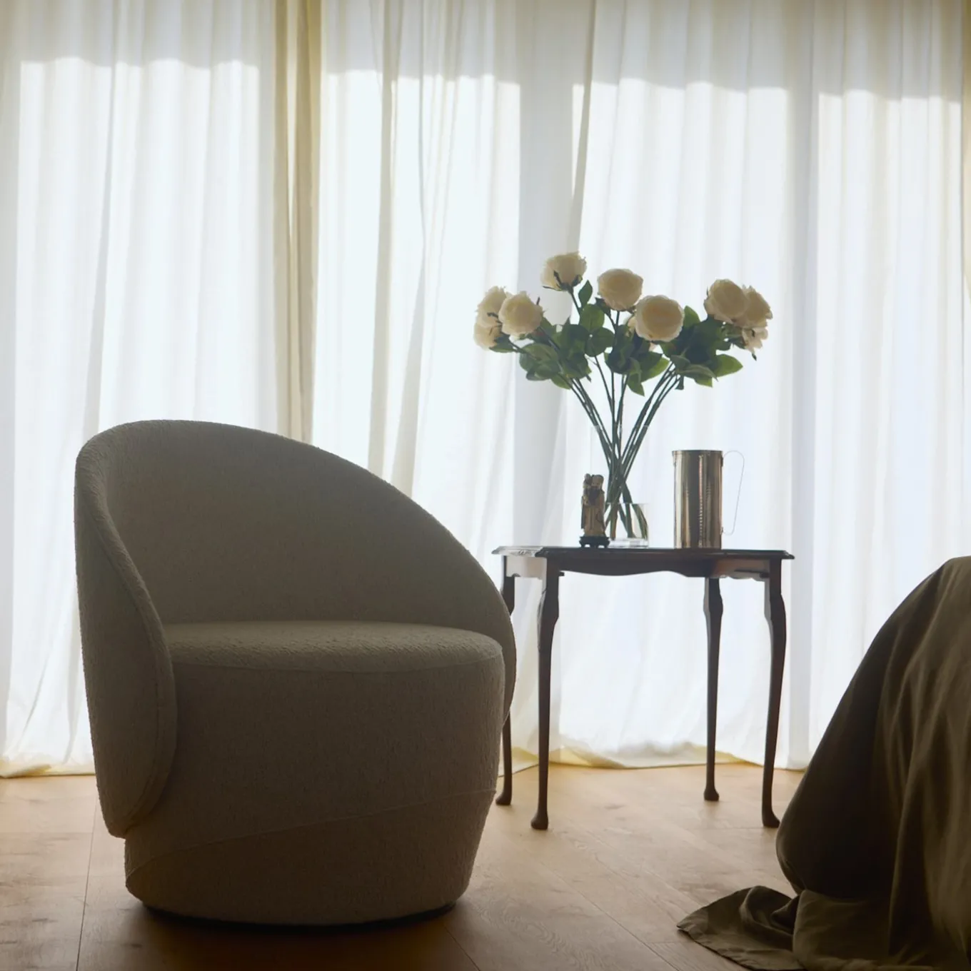 Ohr Hamptons White Armchair