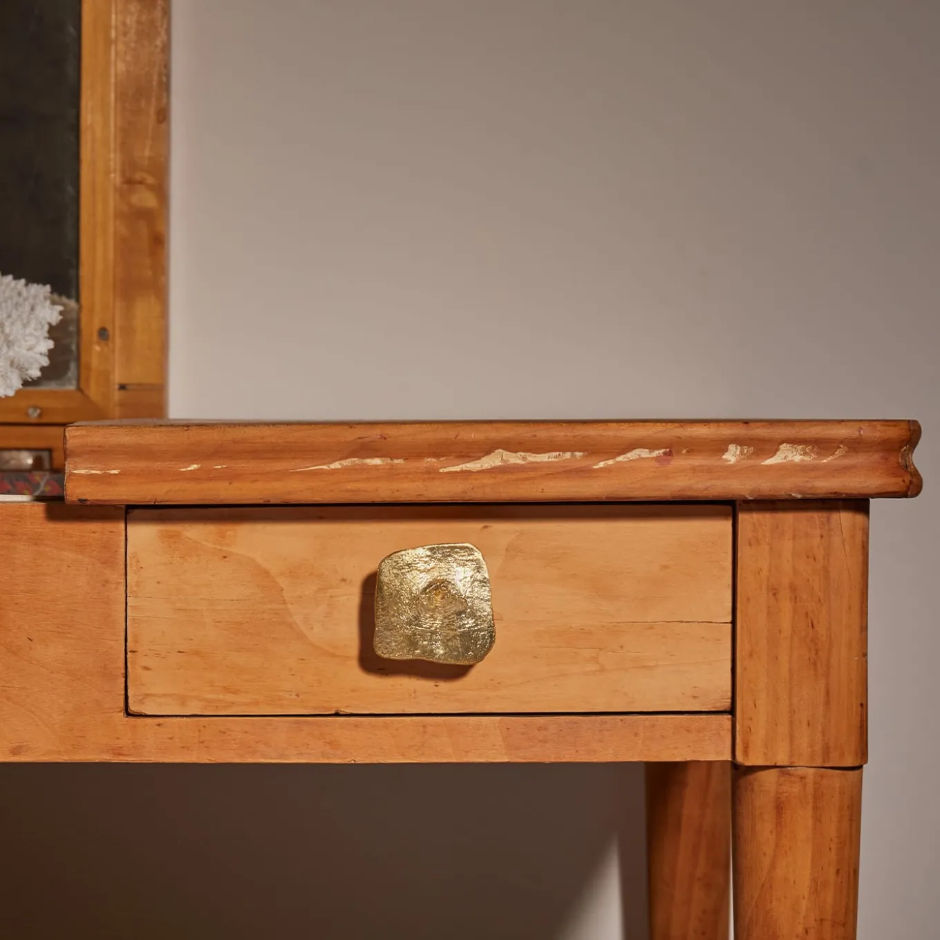 Olmo Set of 4 Door Knobs by Nicole Valenti