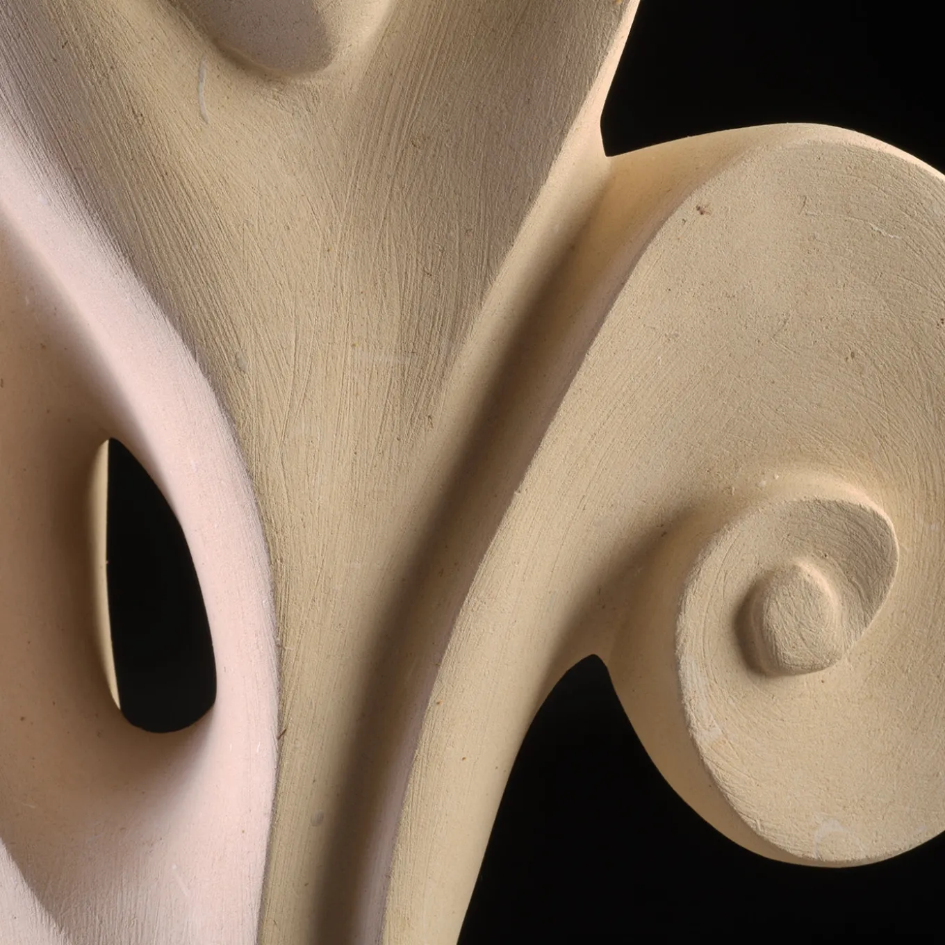 Oltre le Maree Lecce Stone Sculpture