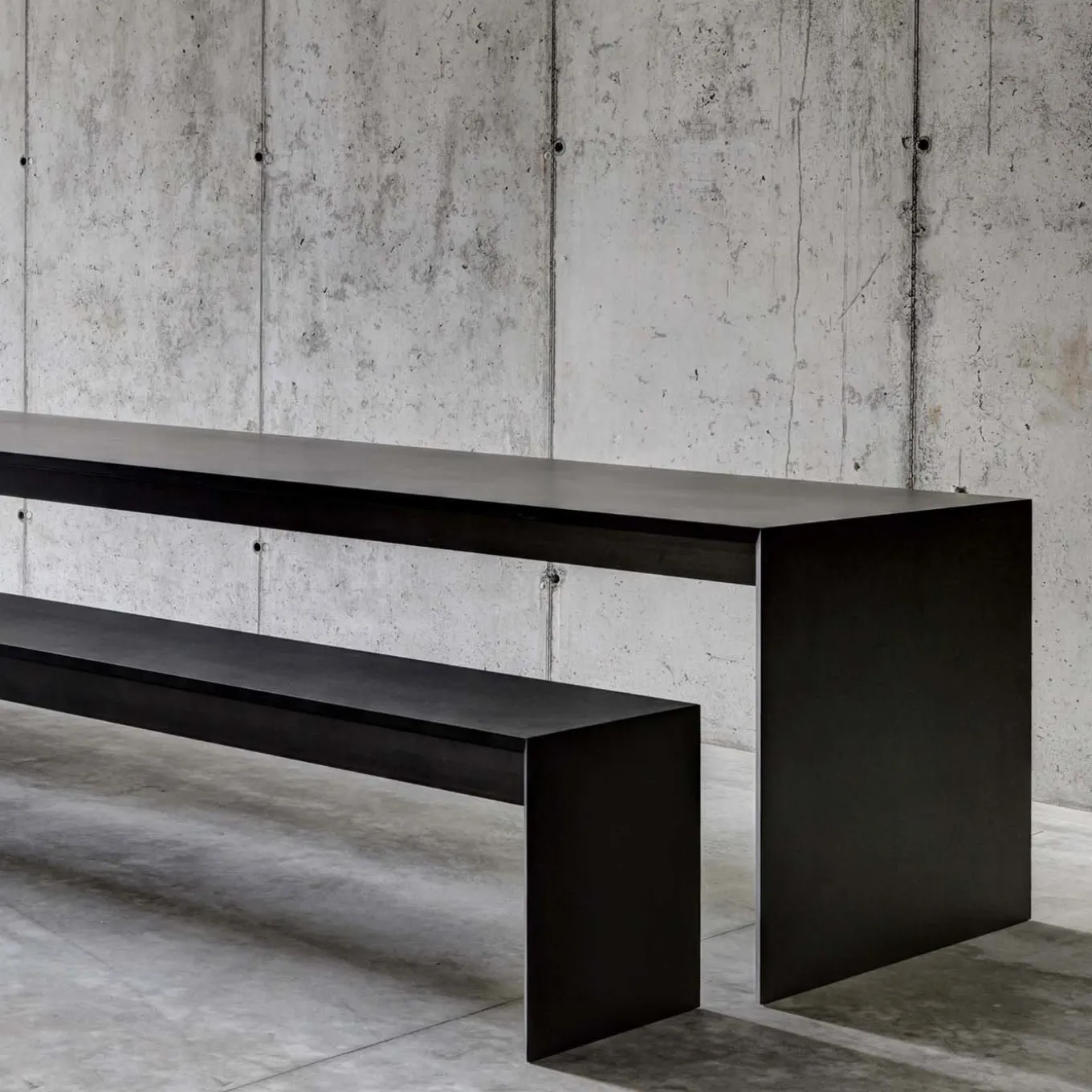 Ombrì Bench by Studio Guscetti