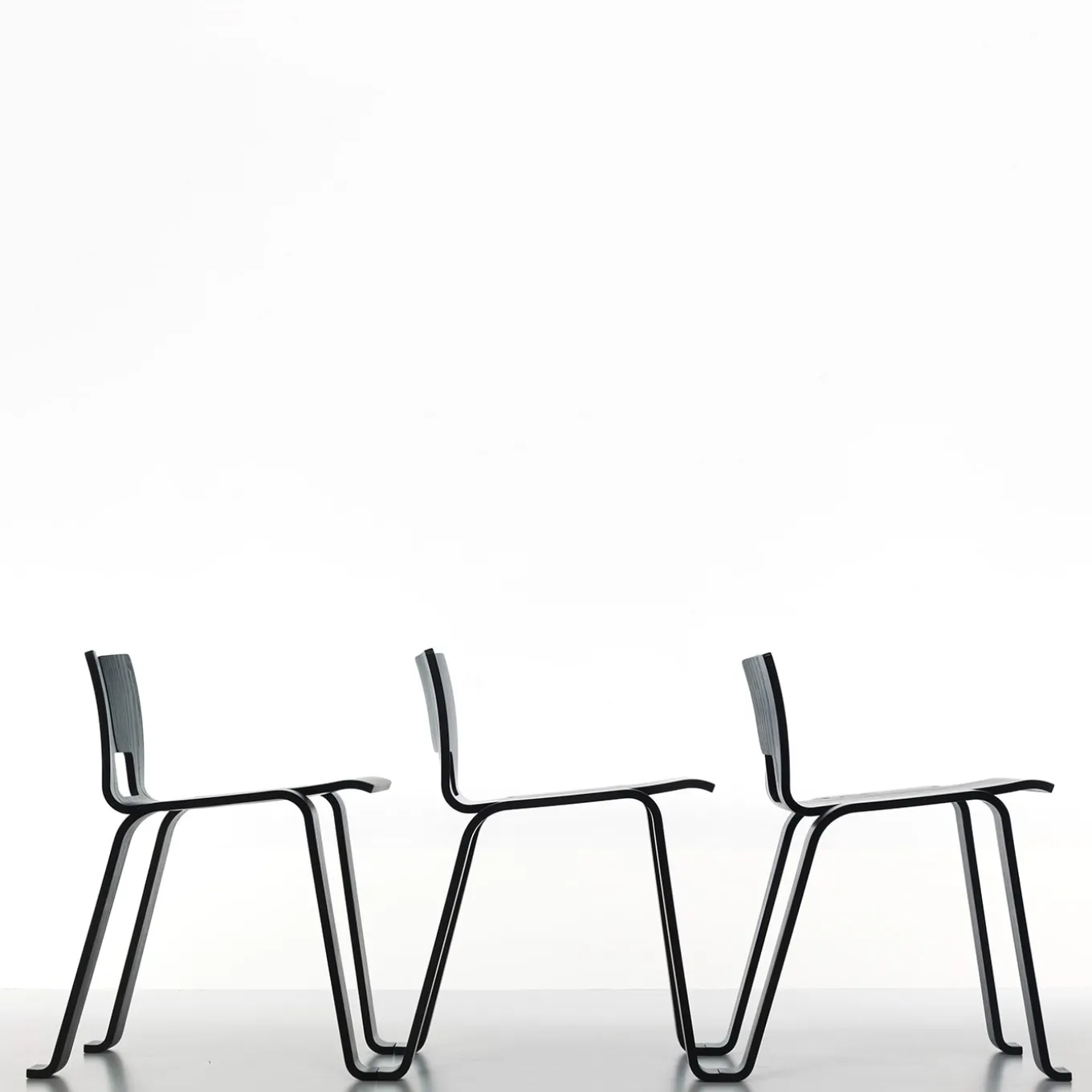 Ombra Tokyo Black Chair