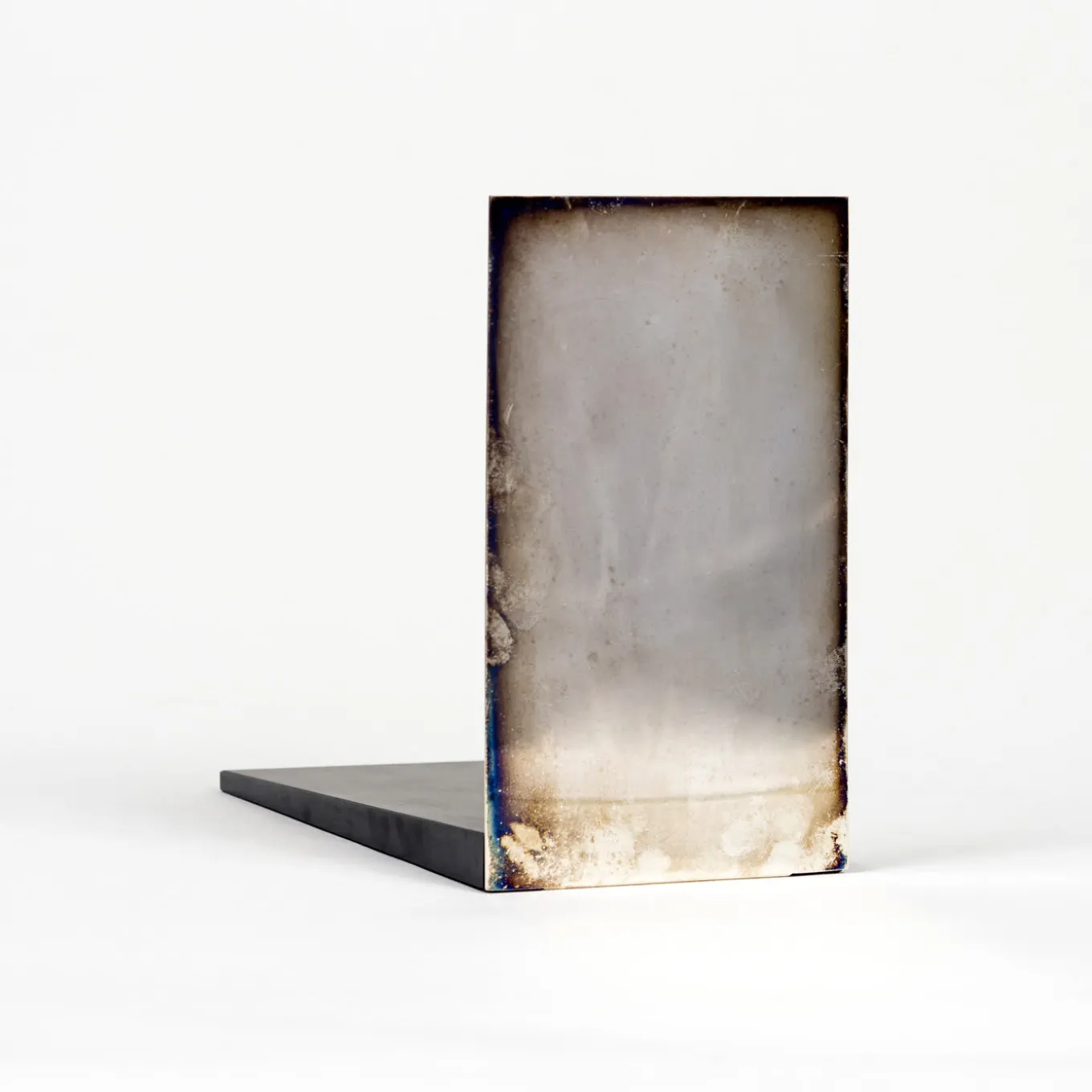 Ombre Portanti A Decorative Mirror