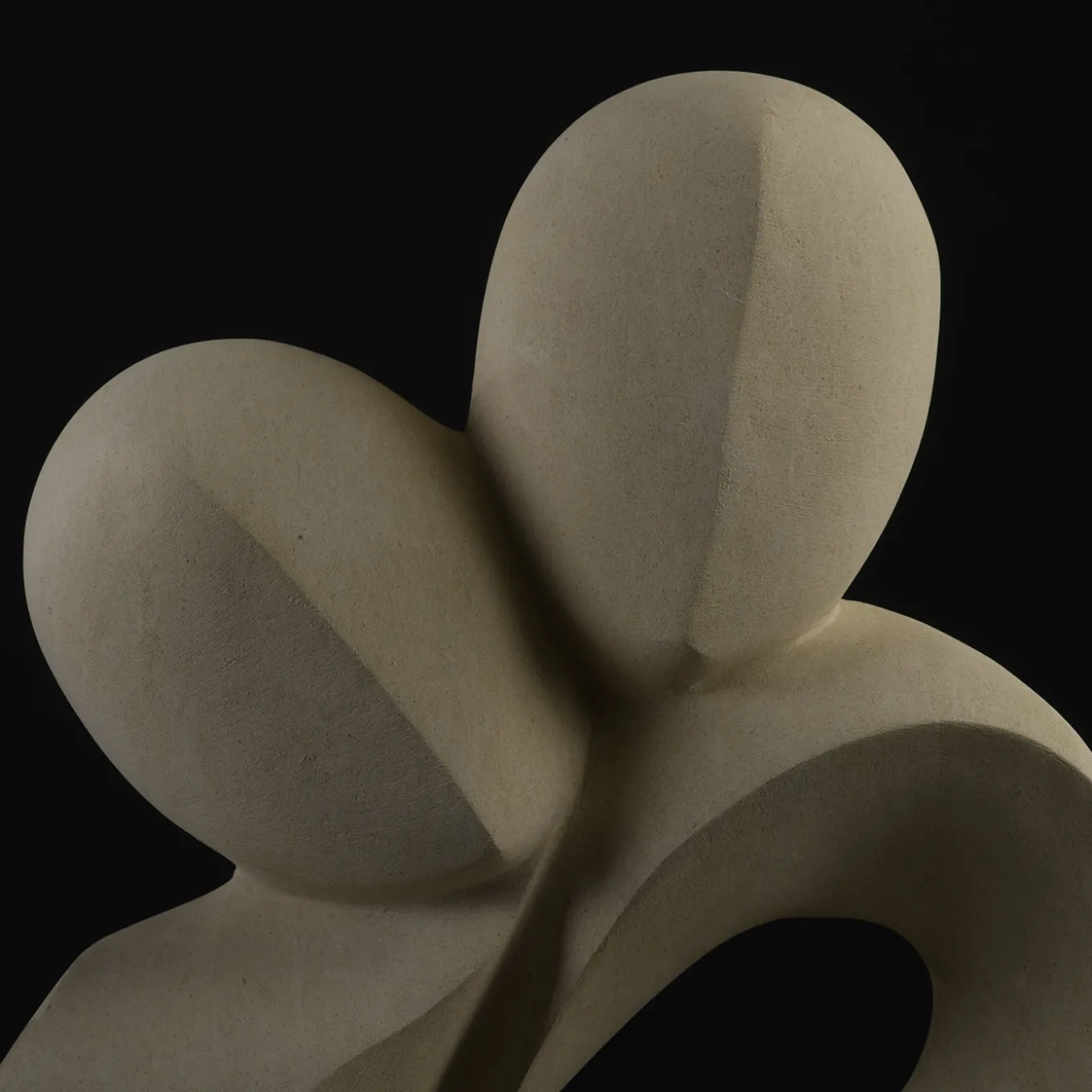 Orizzonti Lecce Stone Sculpture