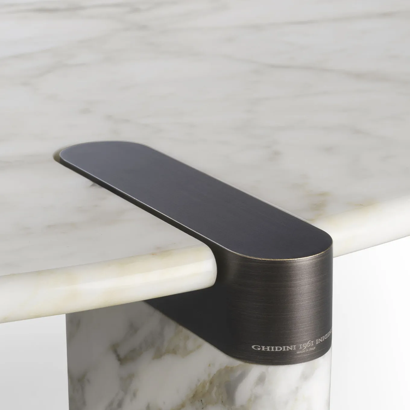 Ottanta Round Coffee Table by Lorenza Bozzoli