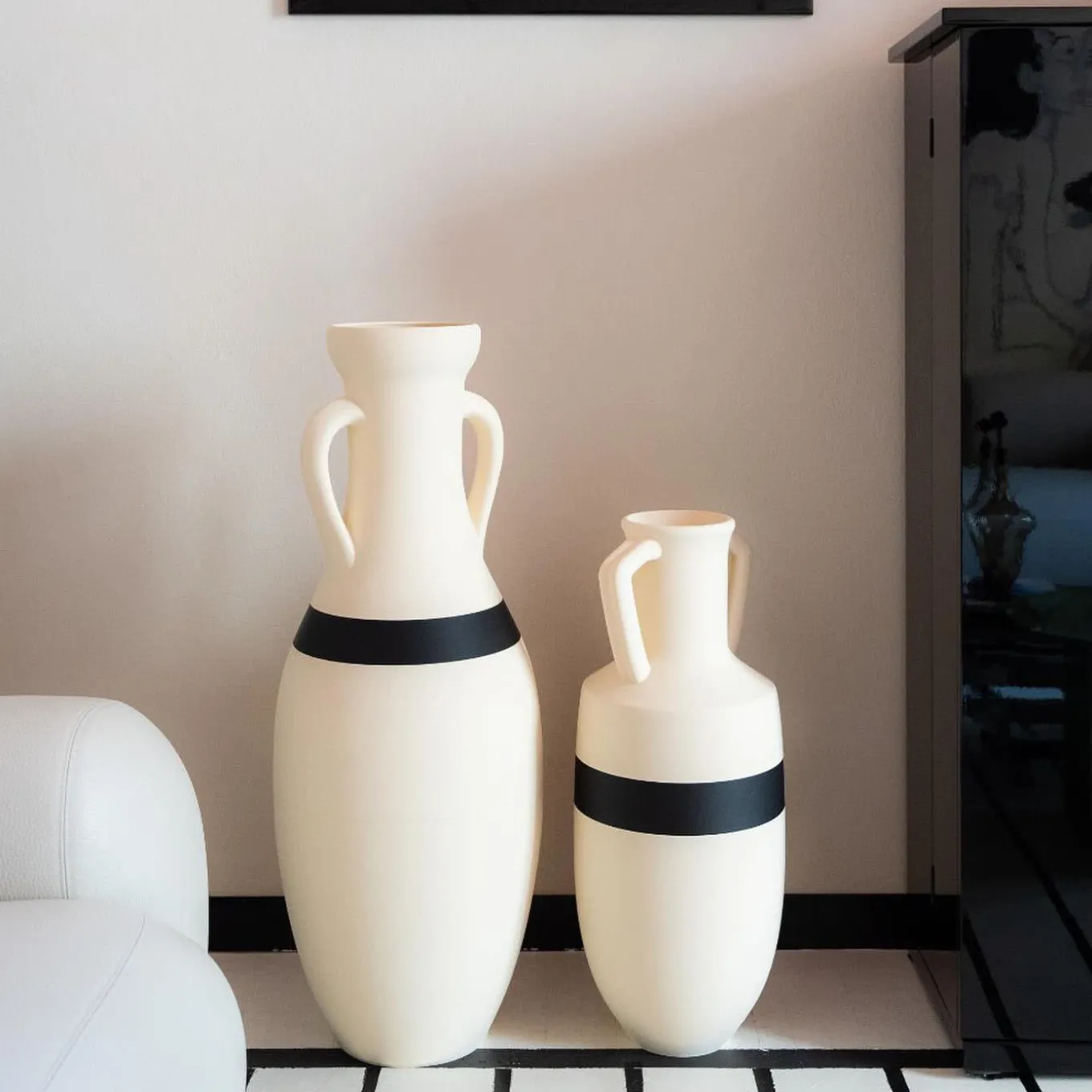Ottaviano XXL White And Black Amphora