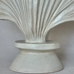 Oyster Statuette