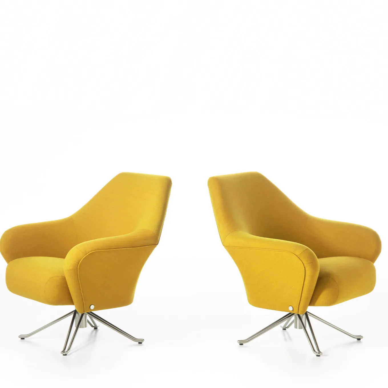 P32 Yellow Swivel Armchair by Osvaldo Borsani