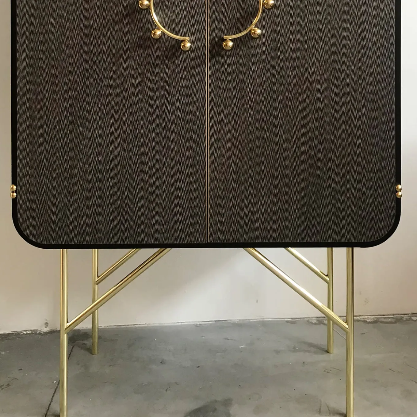 Parvati Nanda Cabinet by Serena Conafolanieri