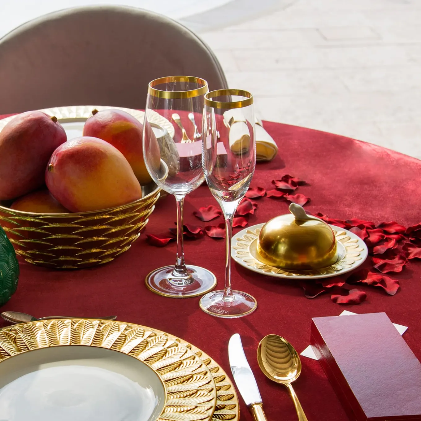 PEACOCK LAY PLATE - GOLD #3