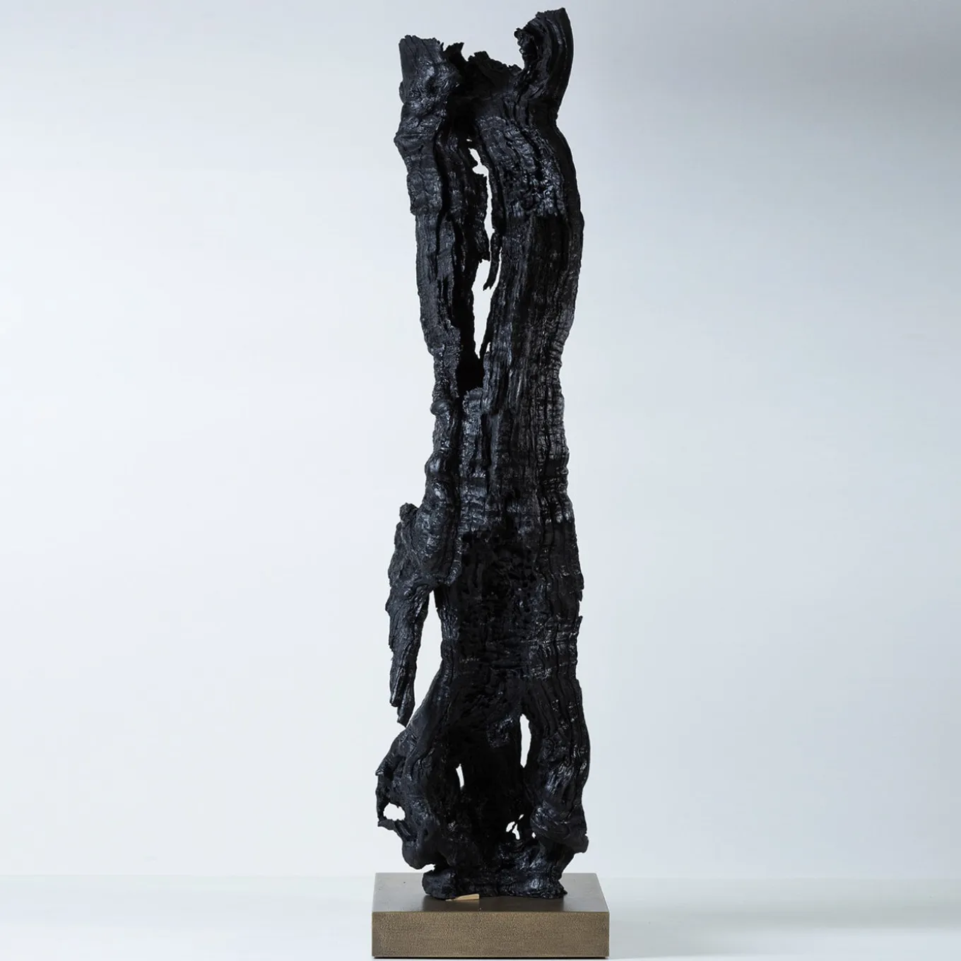 Per Mulieres III Black Sculpture