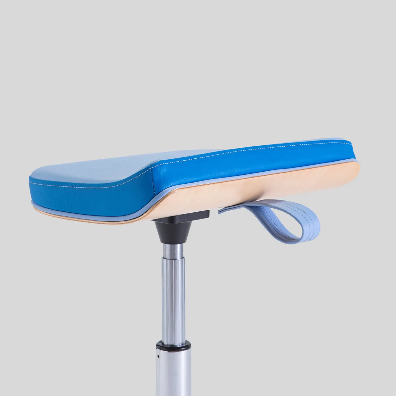 Perfecto Light Blue Stool by Studio D4users