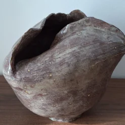 Petalo 2 Petal-Shaped Brown Ceramic Vase