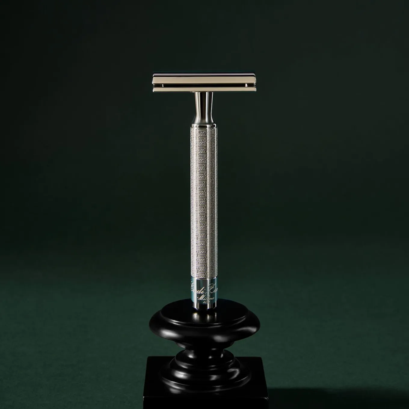 Platinum Plated Chrome Safety Razor