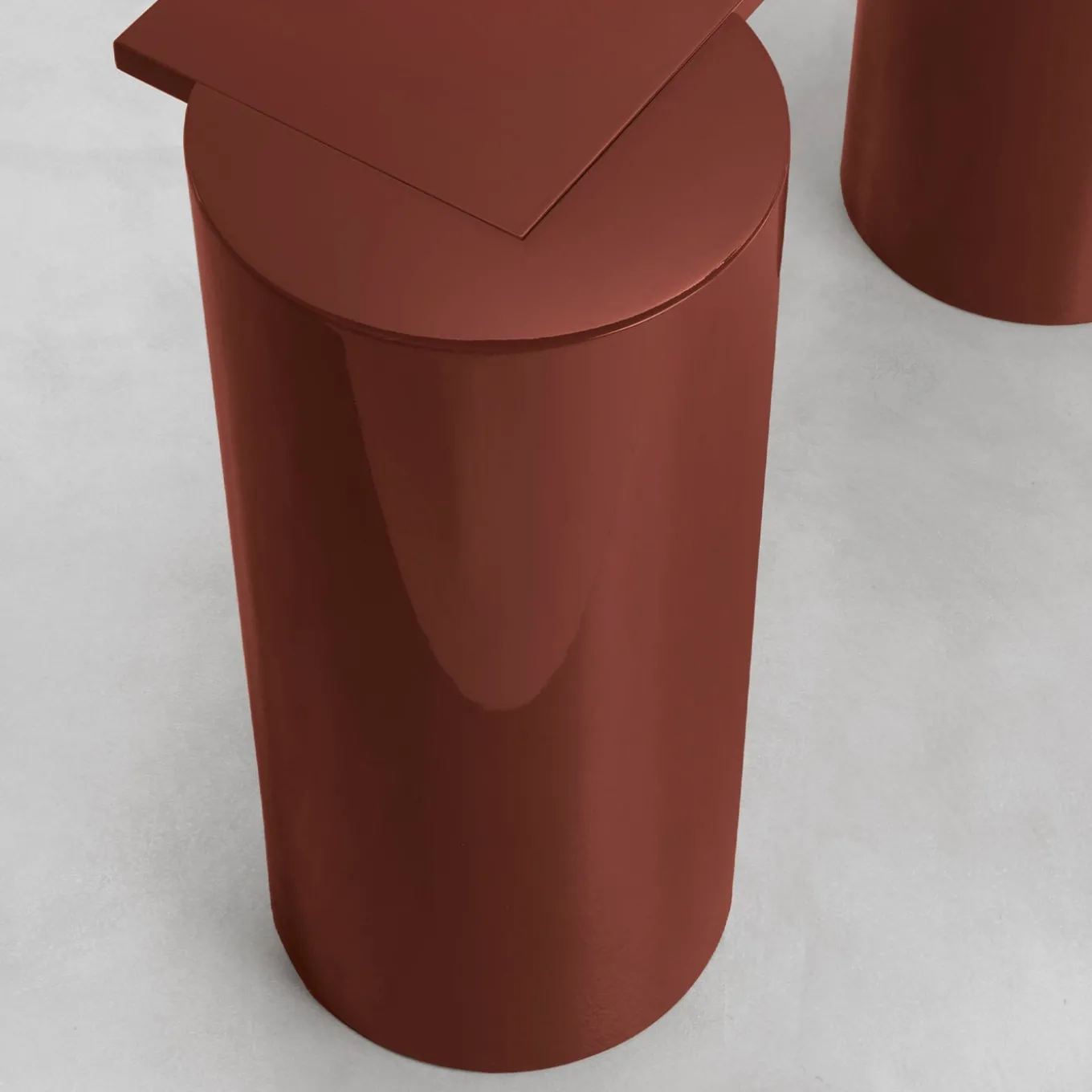 Plinto Console by Dainelli Studio #1