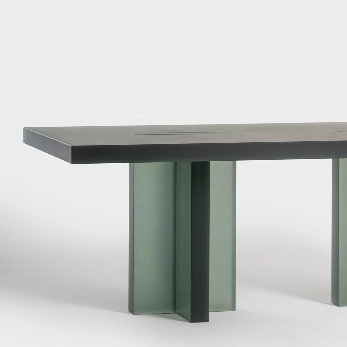 Plus Plus Resin Green Dining Table