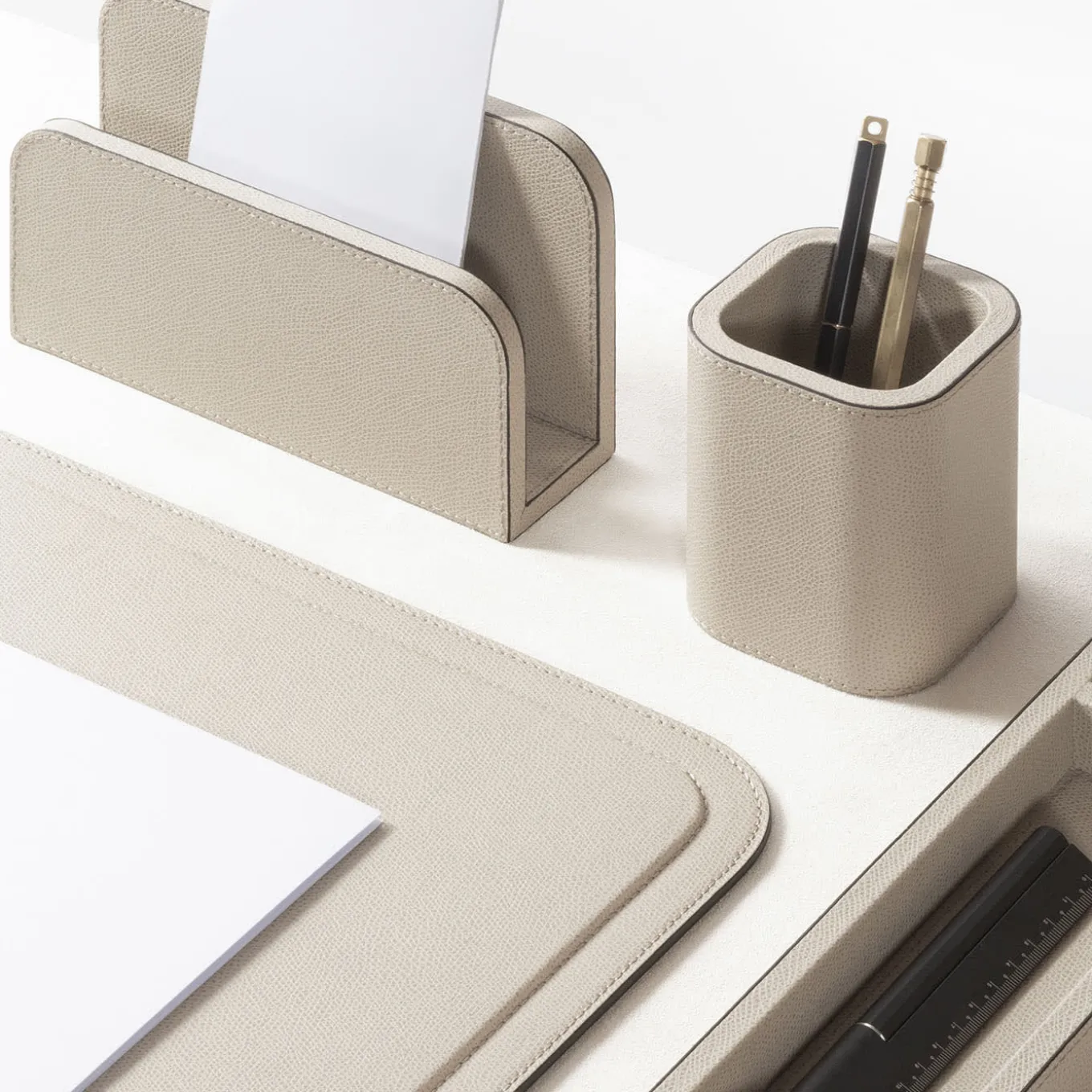 Polo Envelope Holder