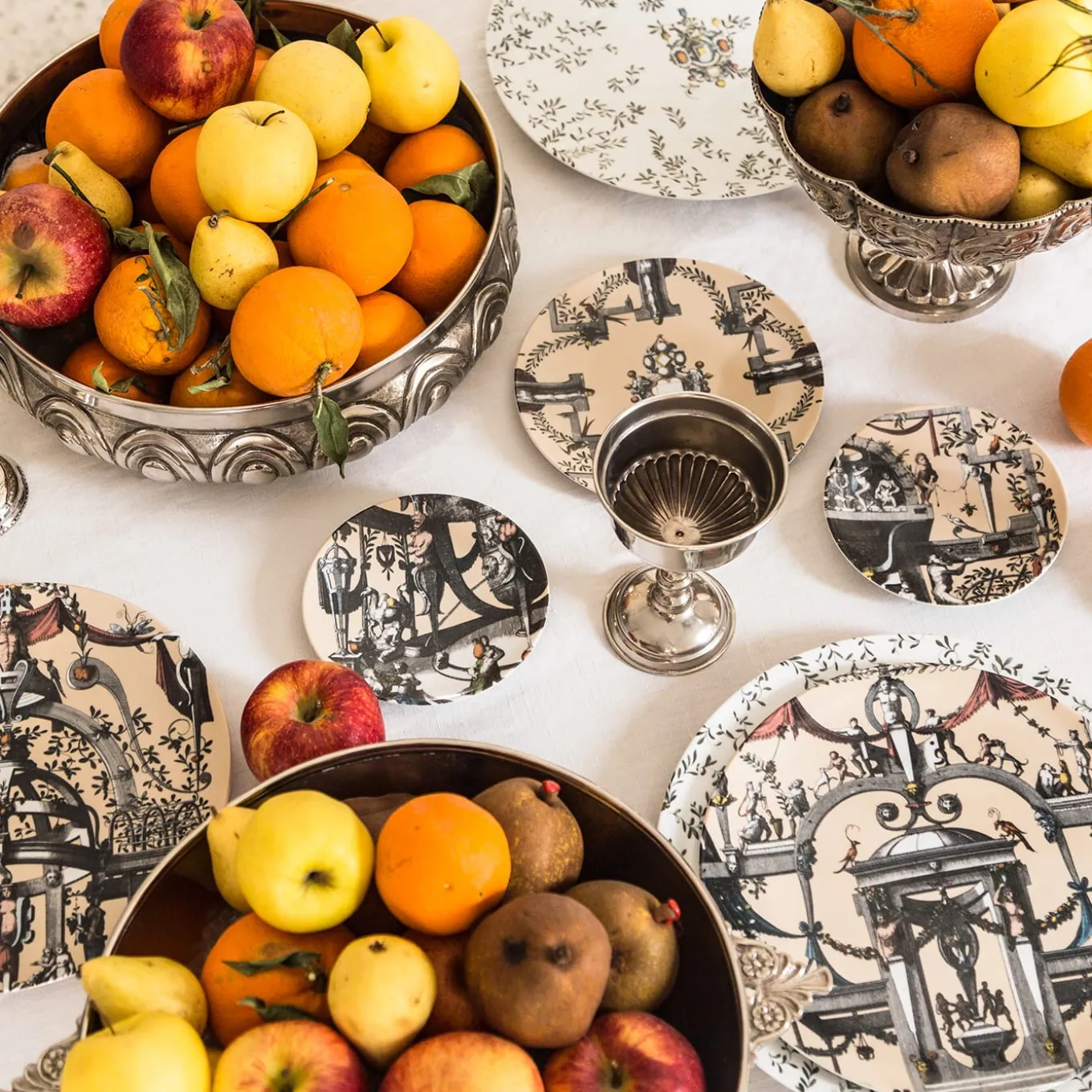Pompei Porcelain Soup Plate with branches and jewel #5