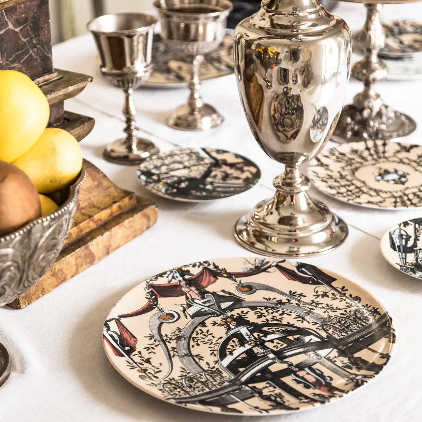 Pompei Porcelain Soup Plate with branches and jewel #6