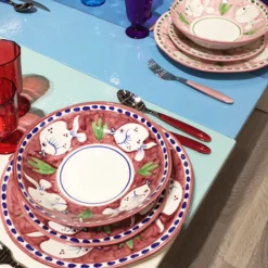 Poseidon 18-Piece Plum Plate Setting