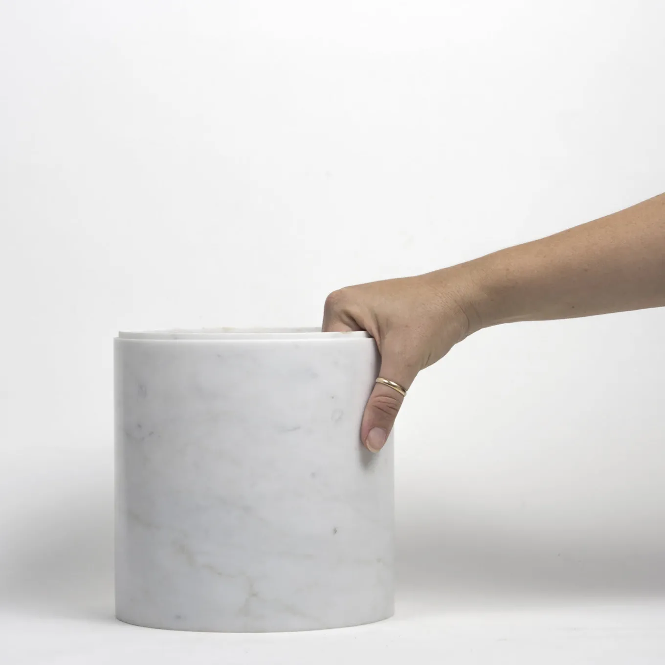 Profili 180 Container