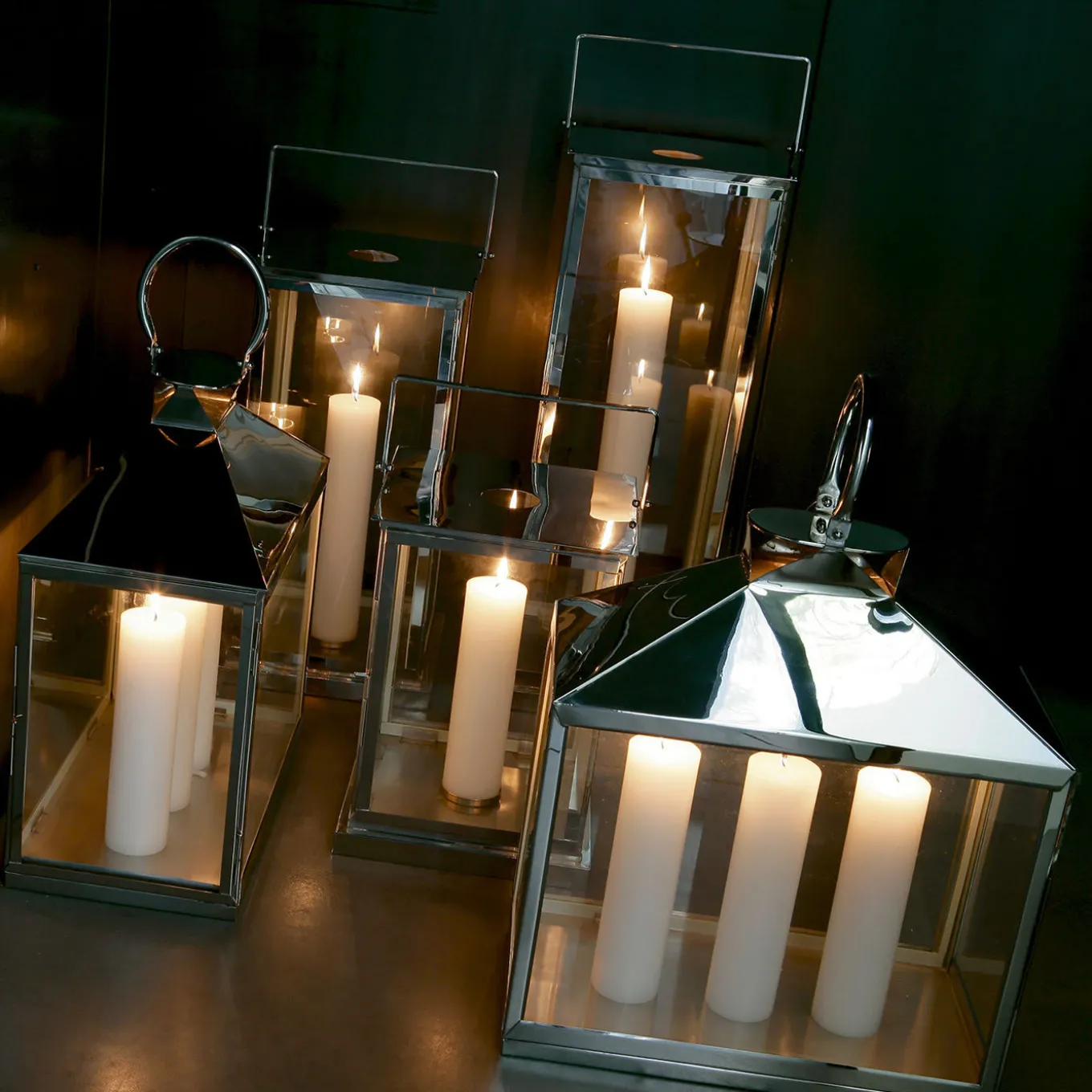 Pyramid Small Short Lantern