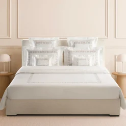 QENA Bed Sheet Set Embroidered in White Percale