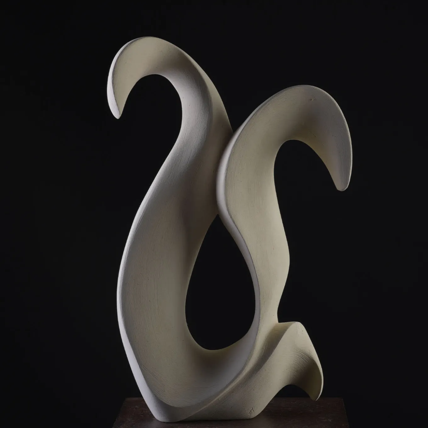 Quiete Lecce Stone Sculpture