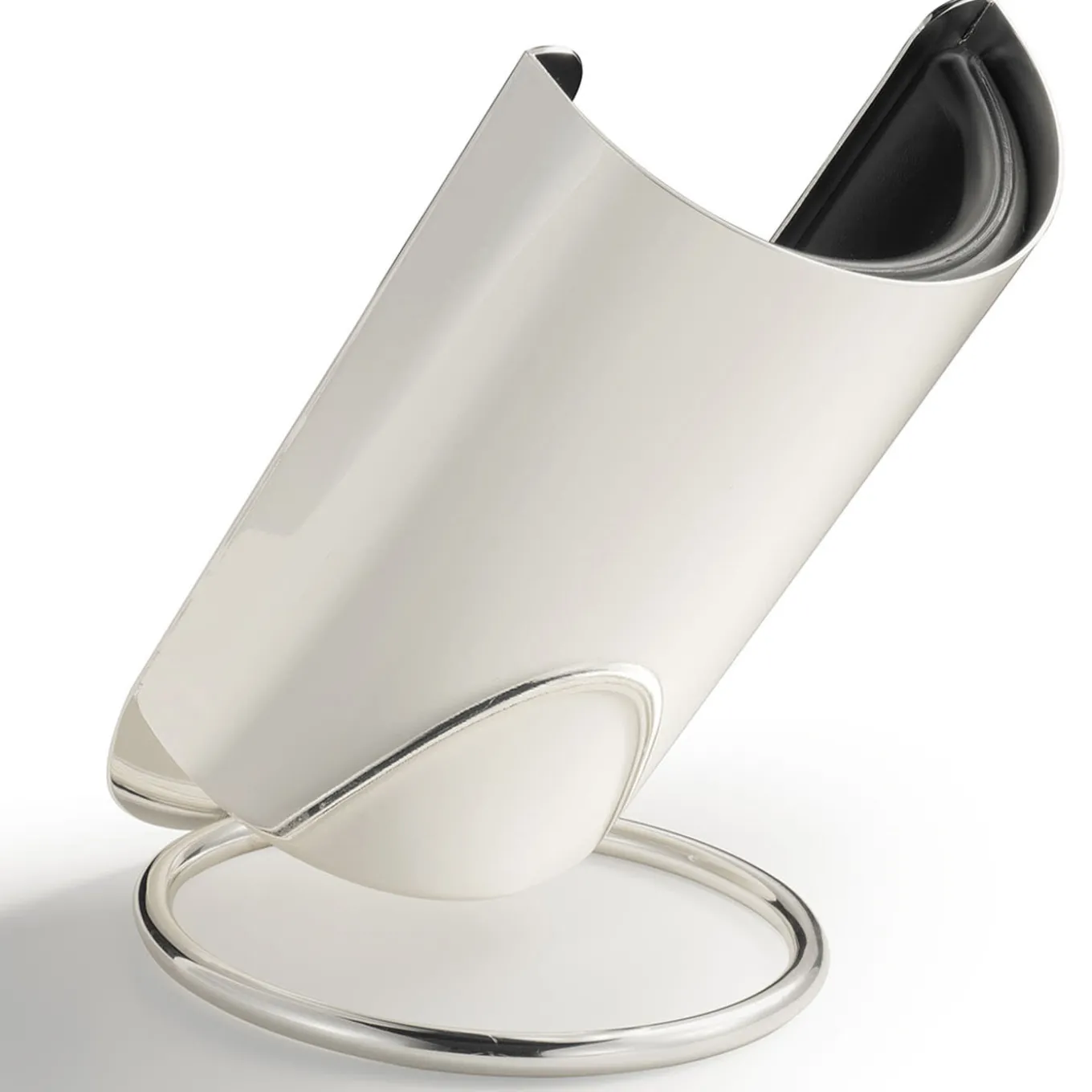 Raffredda Bottiglia by Itamar Harari