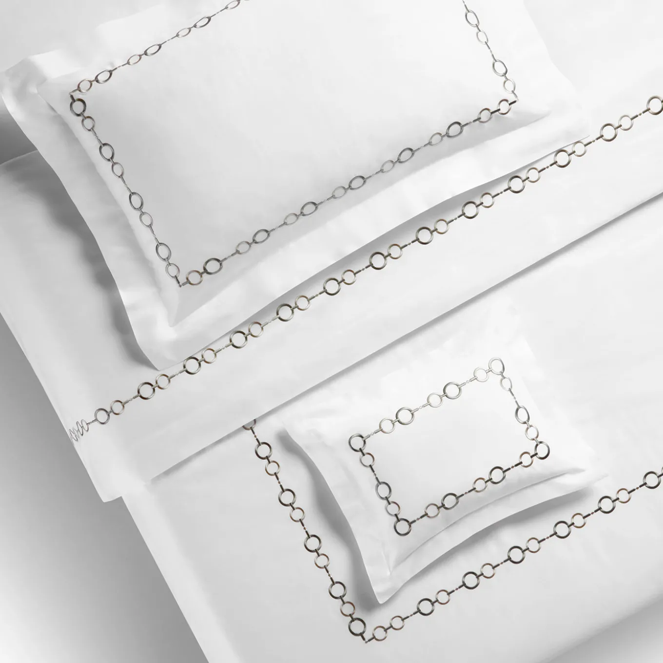 Recoleta Embroidered Duvet White Cover Set in Cotton Sateen