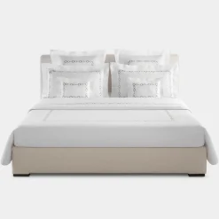 Recoleta Embroidered Duvet White Cover Set in Cotton Sateen
