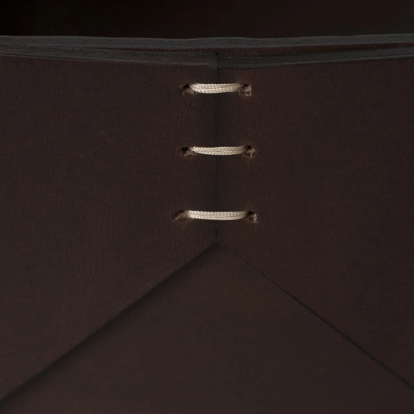 Regular Dark-Brown Towels Holder by Oscar Maschera