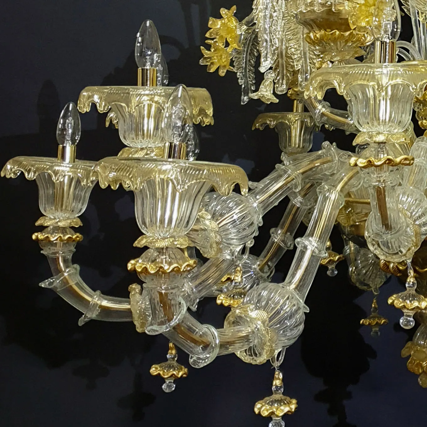 Rezzonico-style Gold and Crystal Chandelier #3