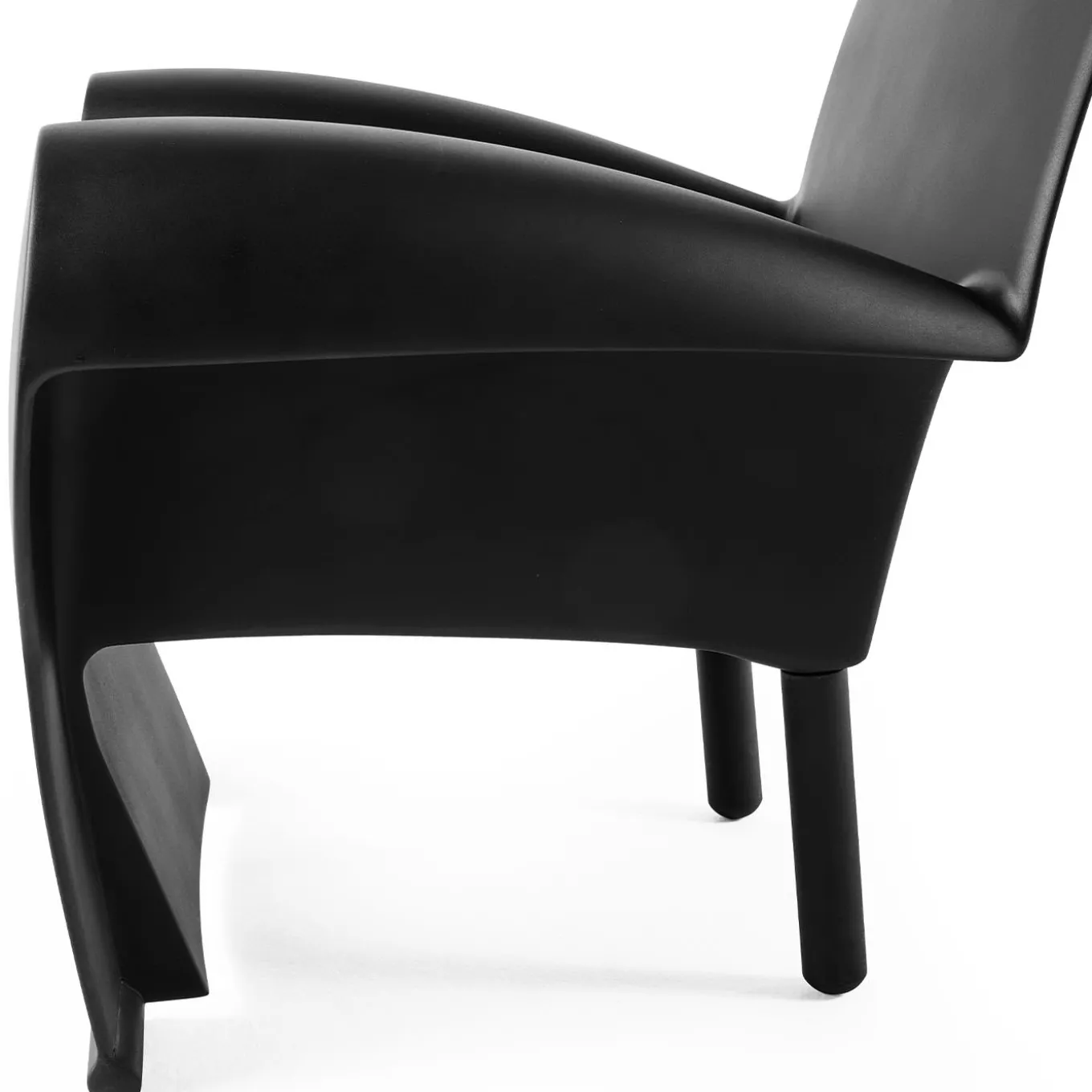 Richard III Black Armchair by Philippe Starck