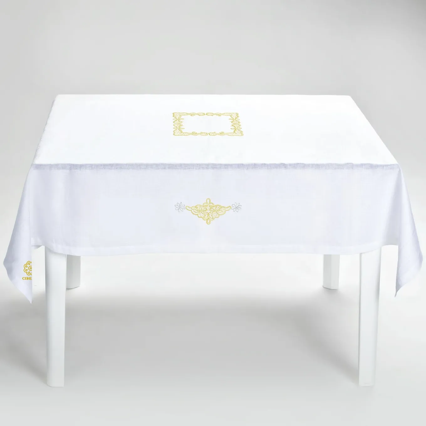 Rinascimento Gold-Embroidered Square Linen Tablecloth