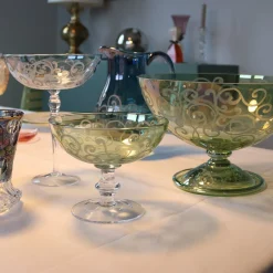 Ritmica Stemmed Pink Glass Bowl