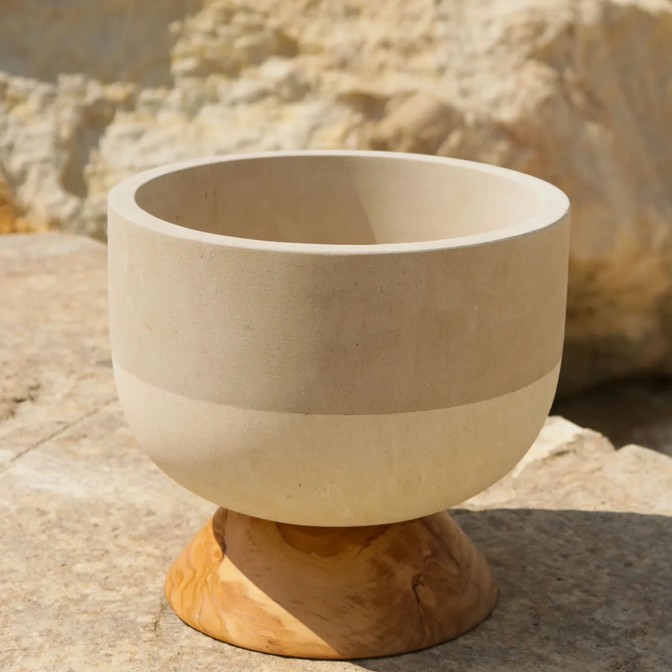 Rito N. 3 B Olive Wood & Lecce Limestone Footed Decorative Bowl