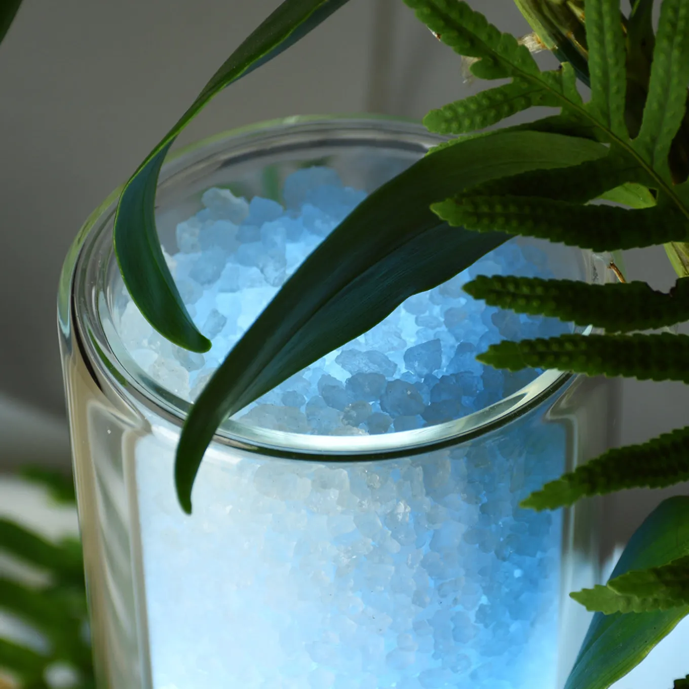 Rocklumìna Spherical XXS Light Blue Table Lamp
