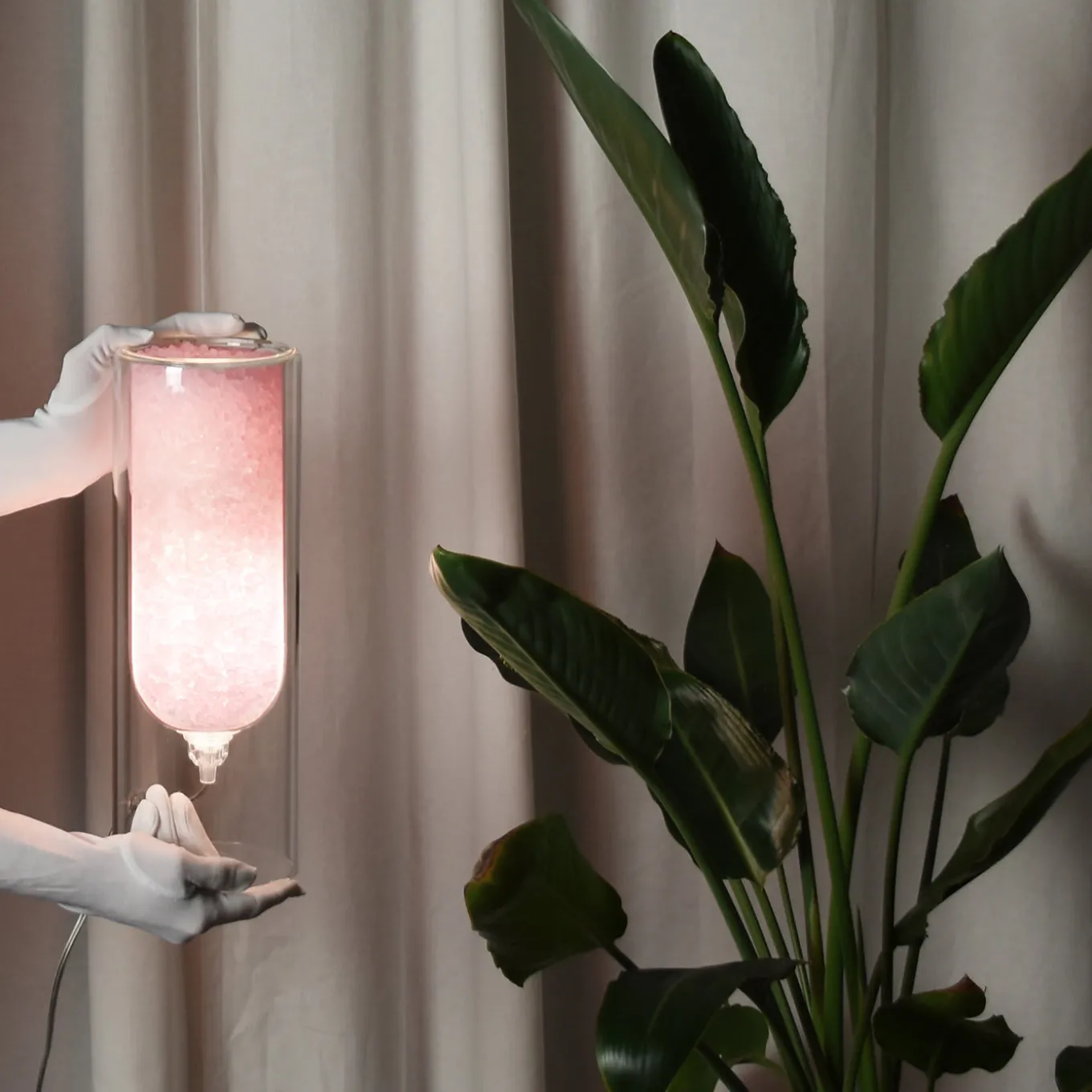 Rocklumìna Spherical XXS Pink Table Lamp