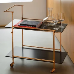 Rol #2 Serving Table