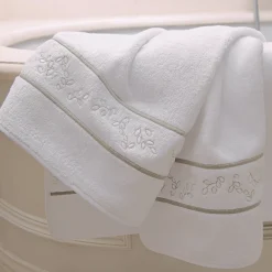 Roma White & Silver Olive Bath Towel