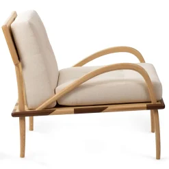 Romanza Lounge Armchair by Studio Mamo