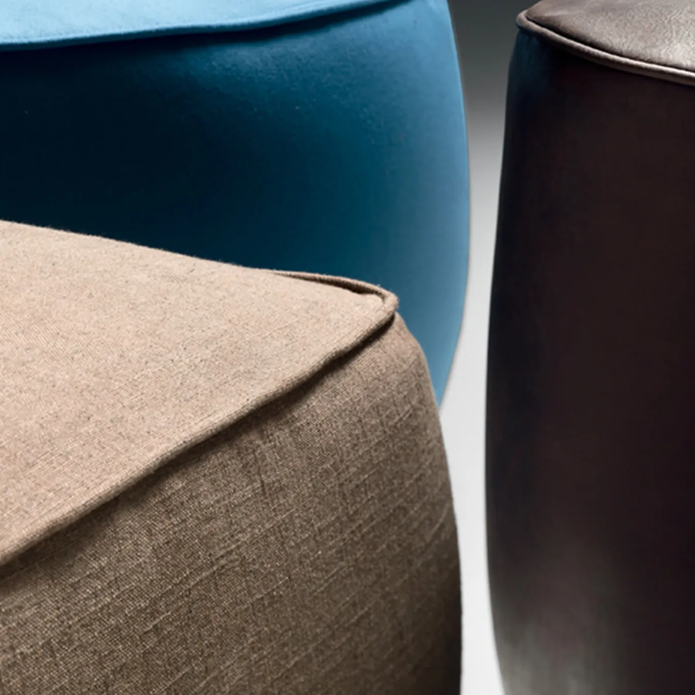 Rondò Brown Leather Pouf