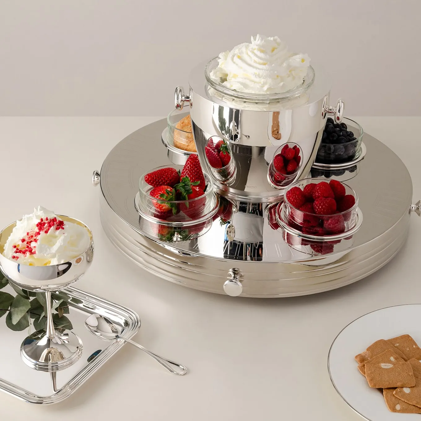 Rotating Caviar Set