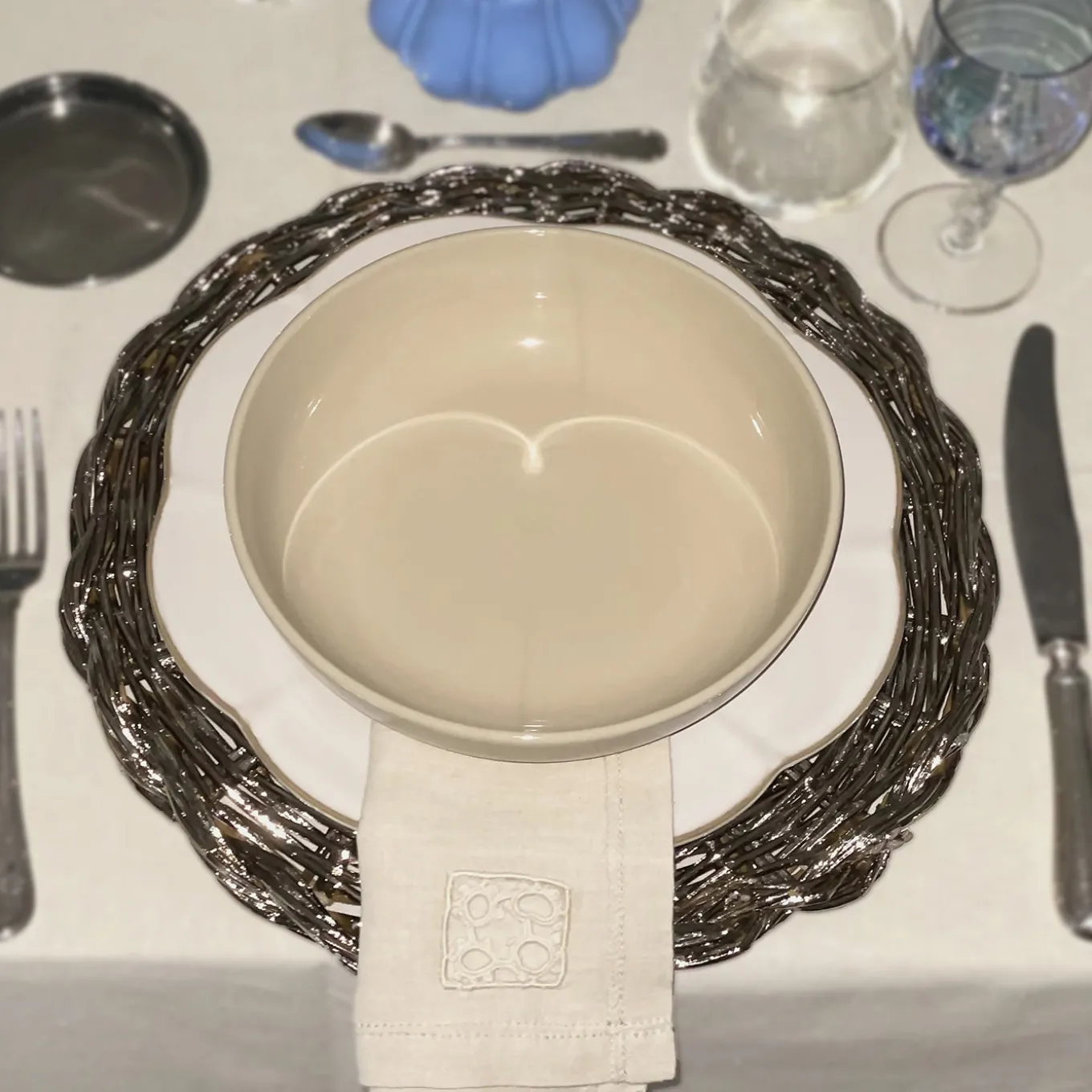 Round Silver Plated Woven Placemat