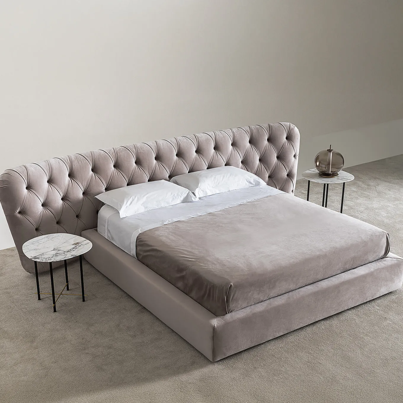 Royale Capitonné Bed, Taupe Velvet by Castello Lagravinese