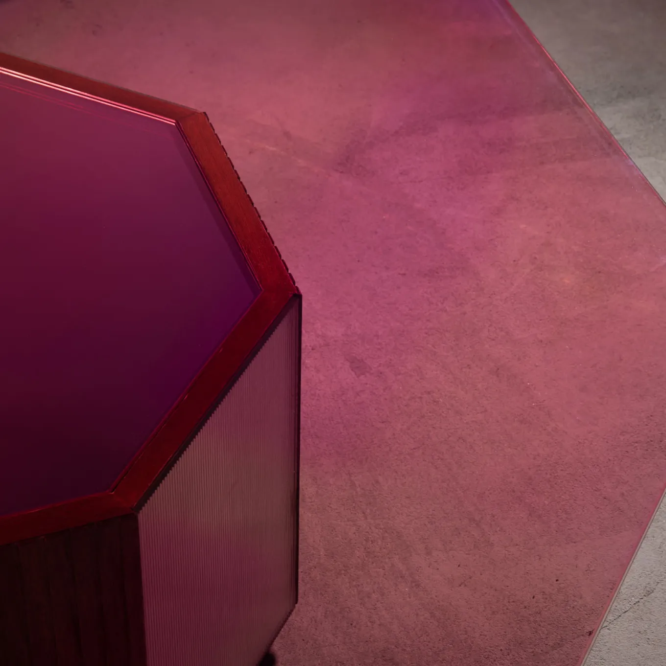 Sandra e Raimondo Coffee Wood and Glass Coffee Table