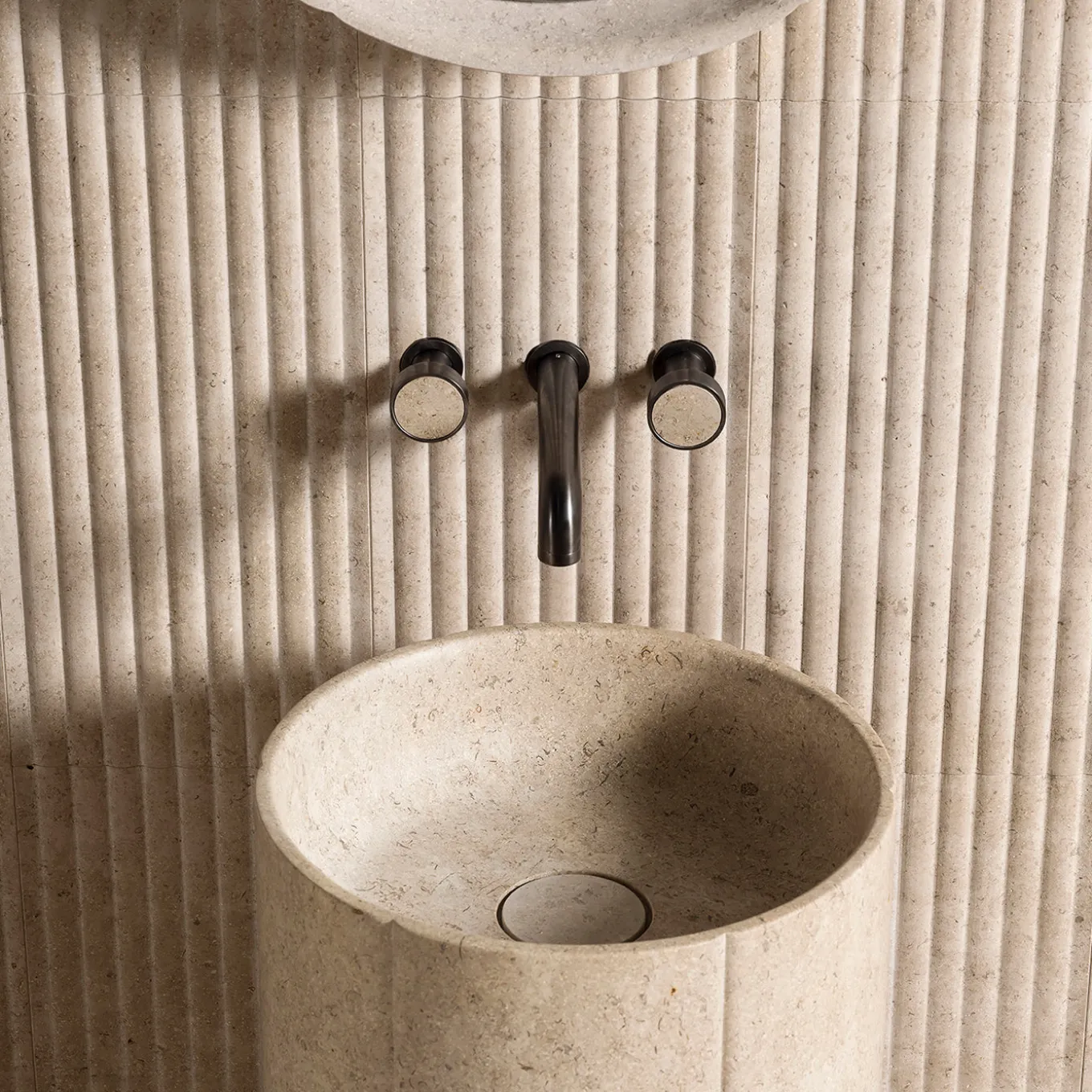 Sartoriale Column Beige Marble Washbasin by Federico Peri