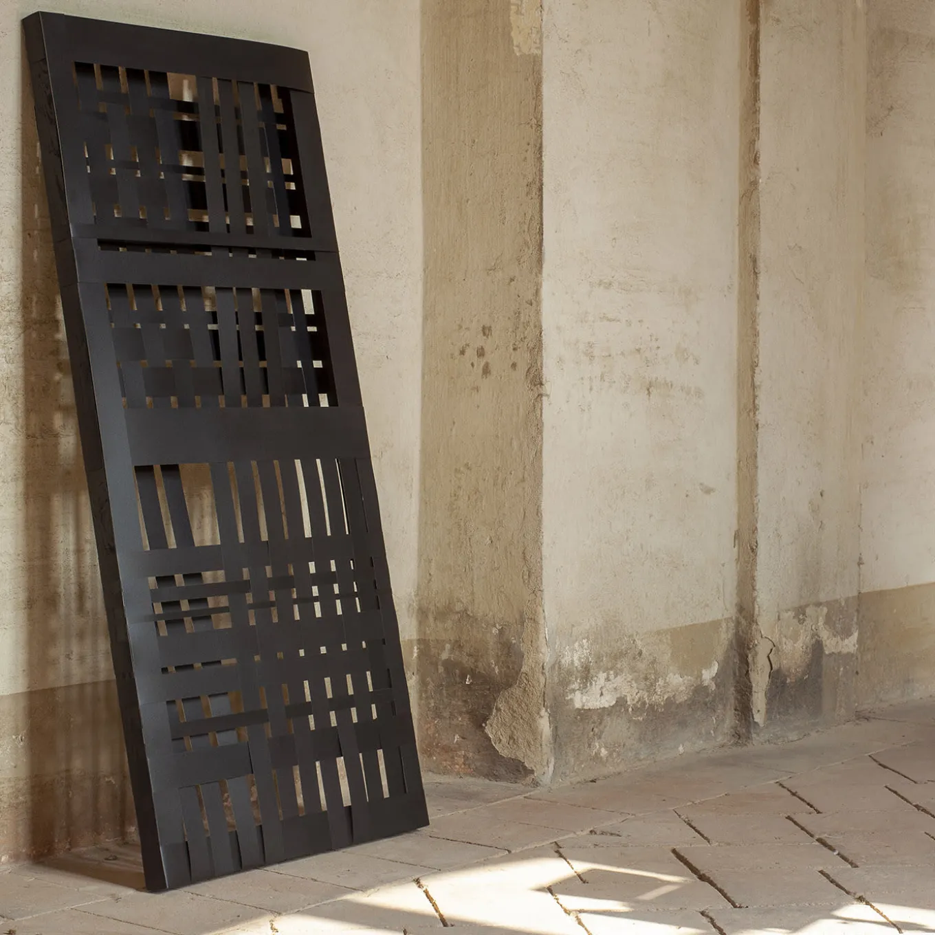 Scutum Black Abatellis Wall Sculpture